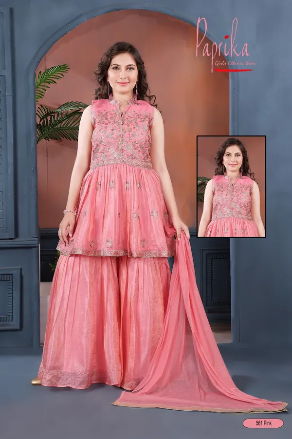 gown